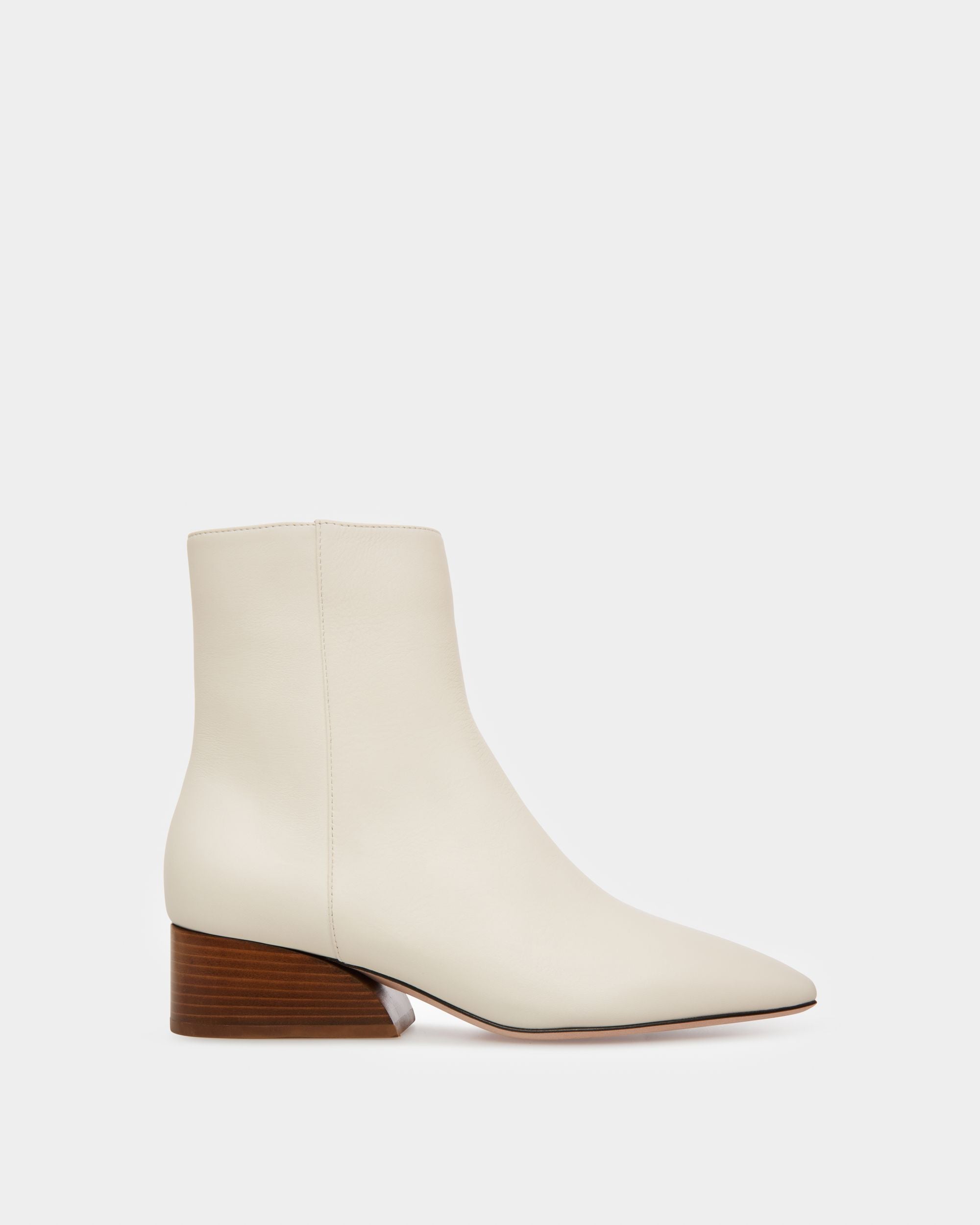 Glenda Bottes En Cuir Ivoire - Femme - Bally - 01