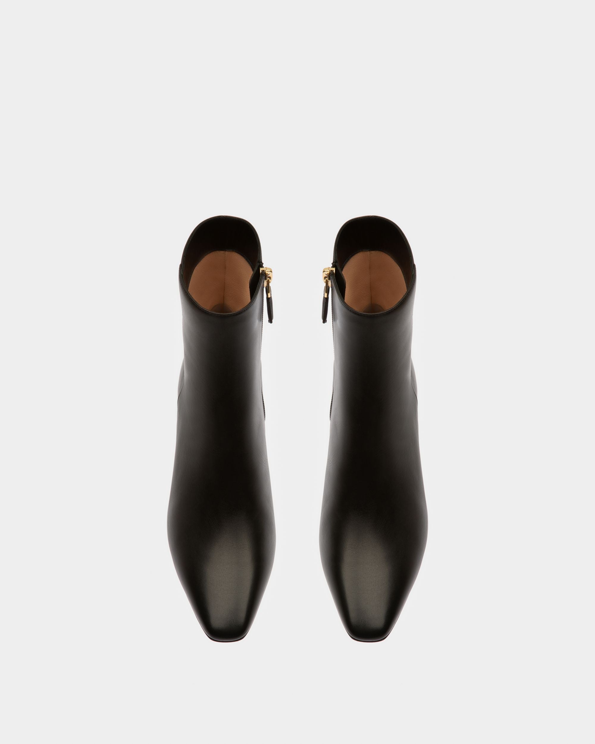 Glenda Bottes En Cuir Noir - Femme - Bally - 02