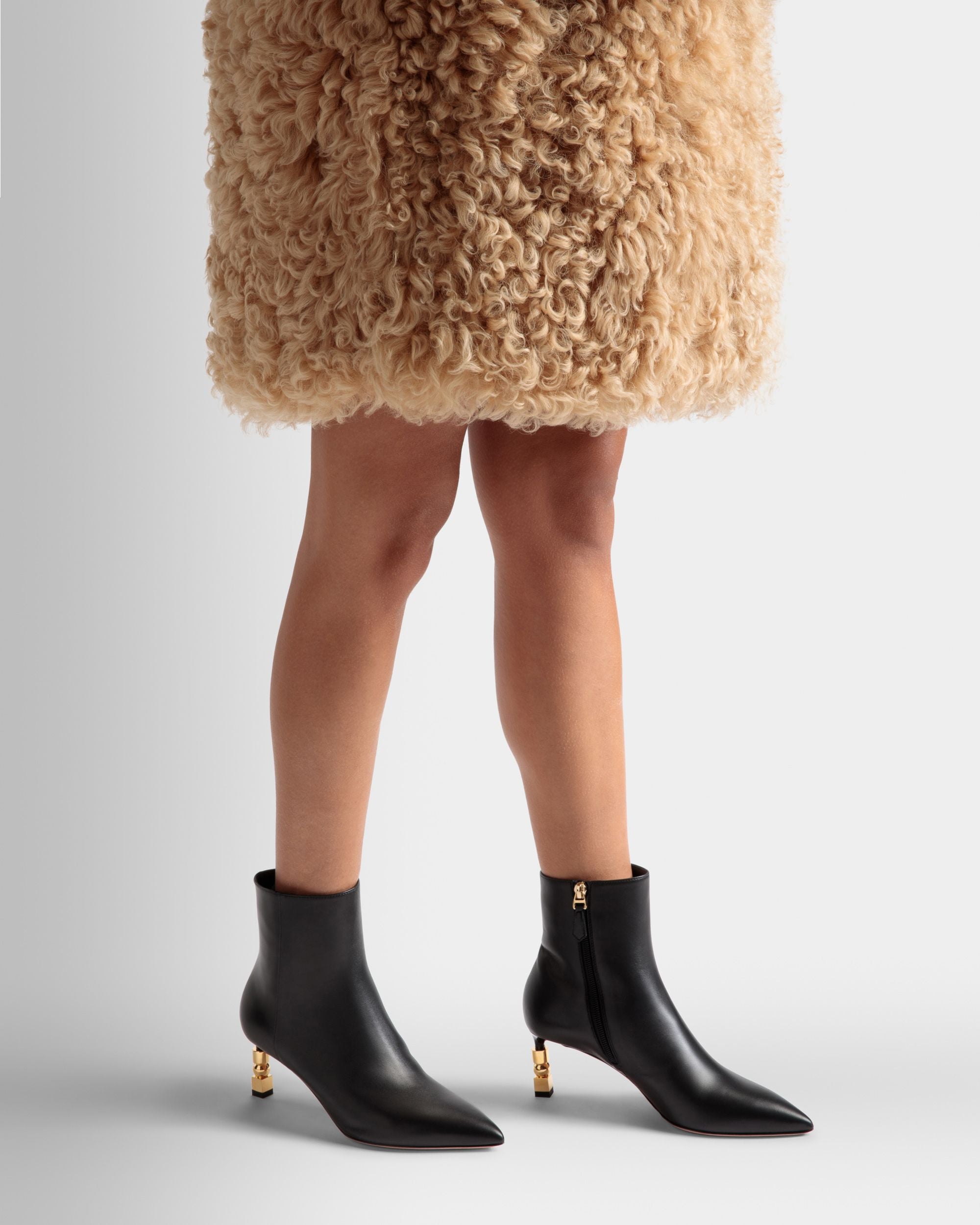Bottines Block En Cuir Noir - Femme - Bally - 02