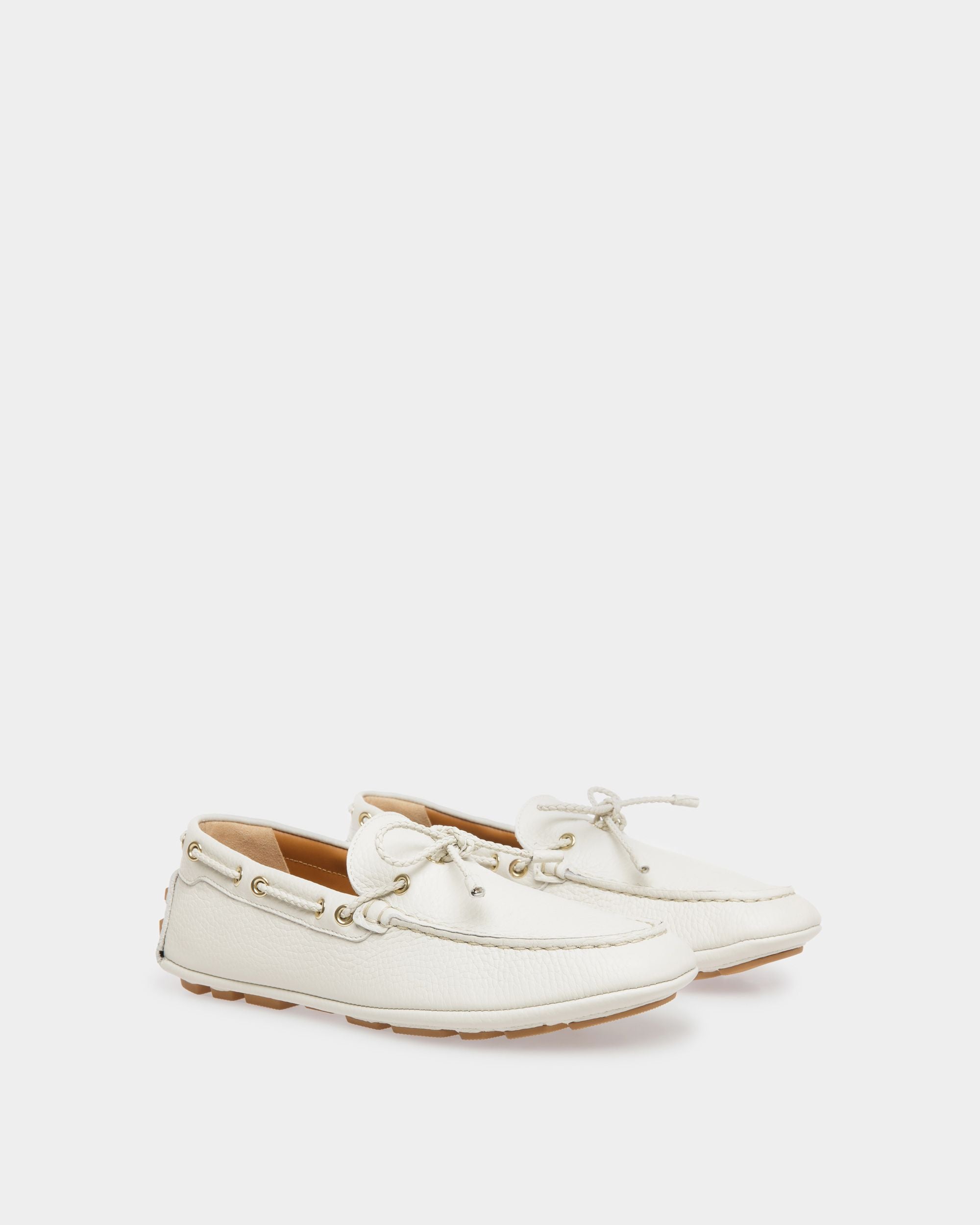Mocassins Driver Kerbs En Cuir Blanc Poussière - Femme - Bally - 02