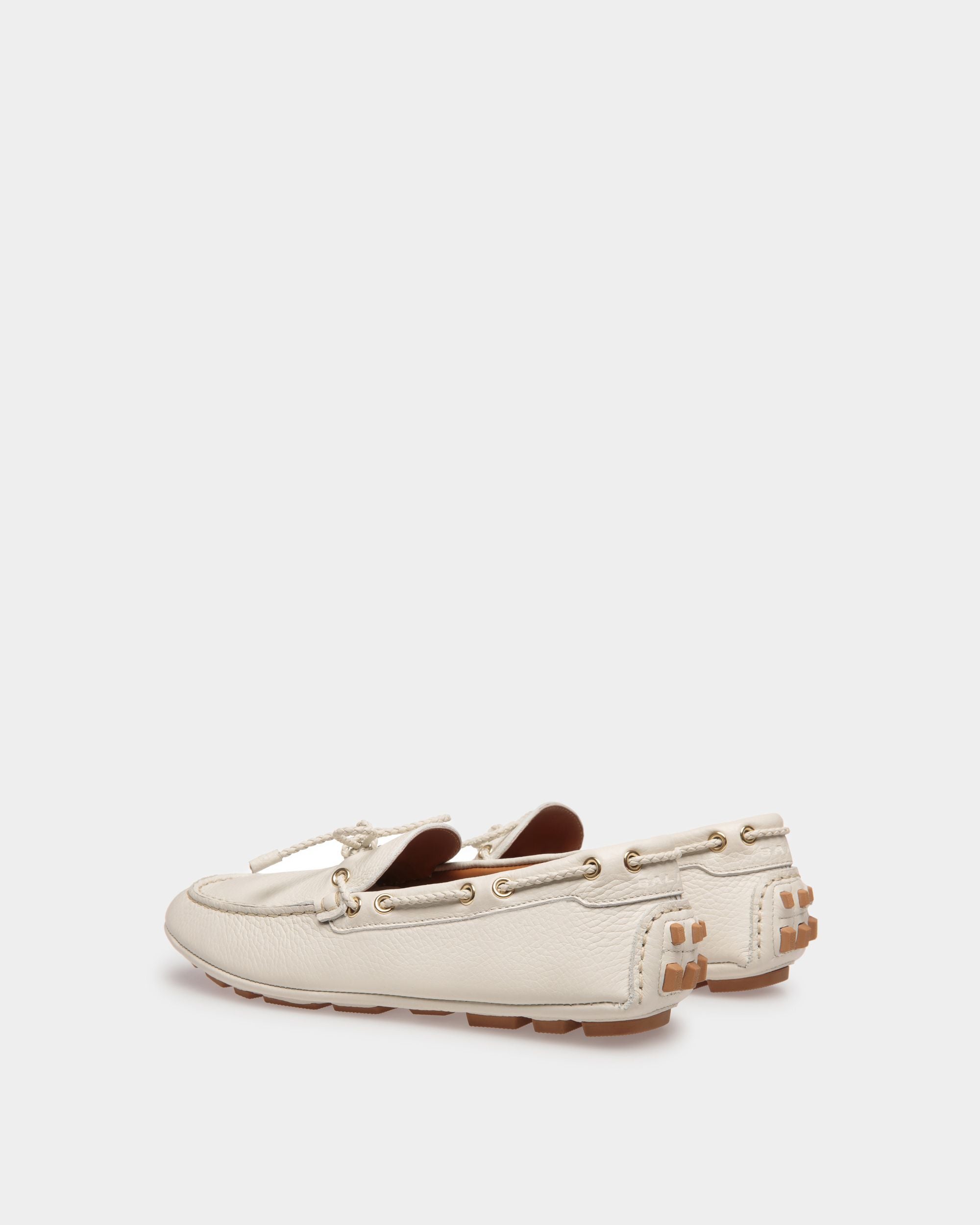 Mocassins Driver Kerbs En Cuir Blanc Poussière - Femme - Bally - 03