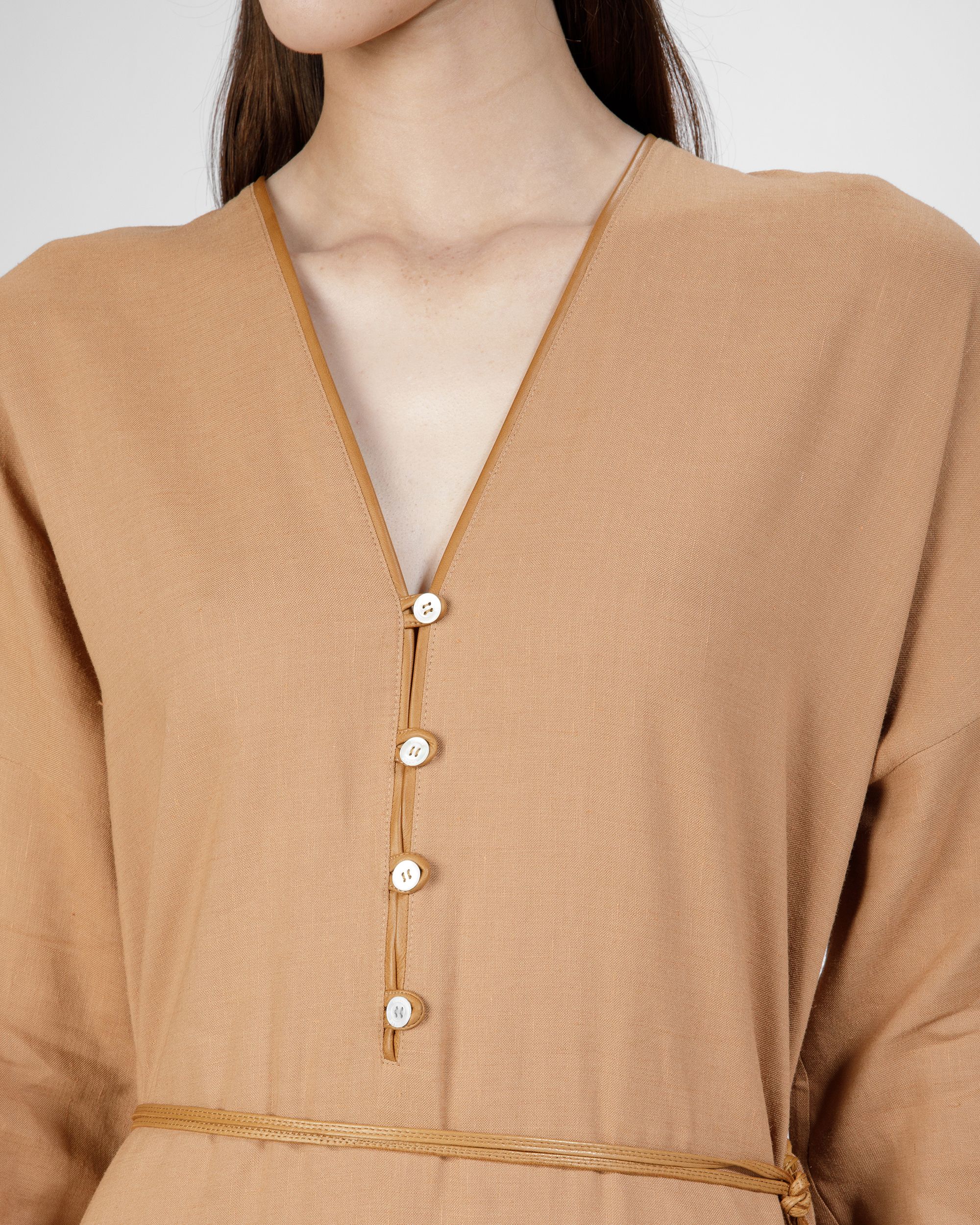 Maxi Robe En Lin À Manches Longues De Couleur Désert - Femme - Bally - 03