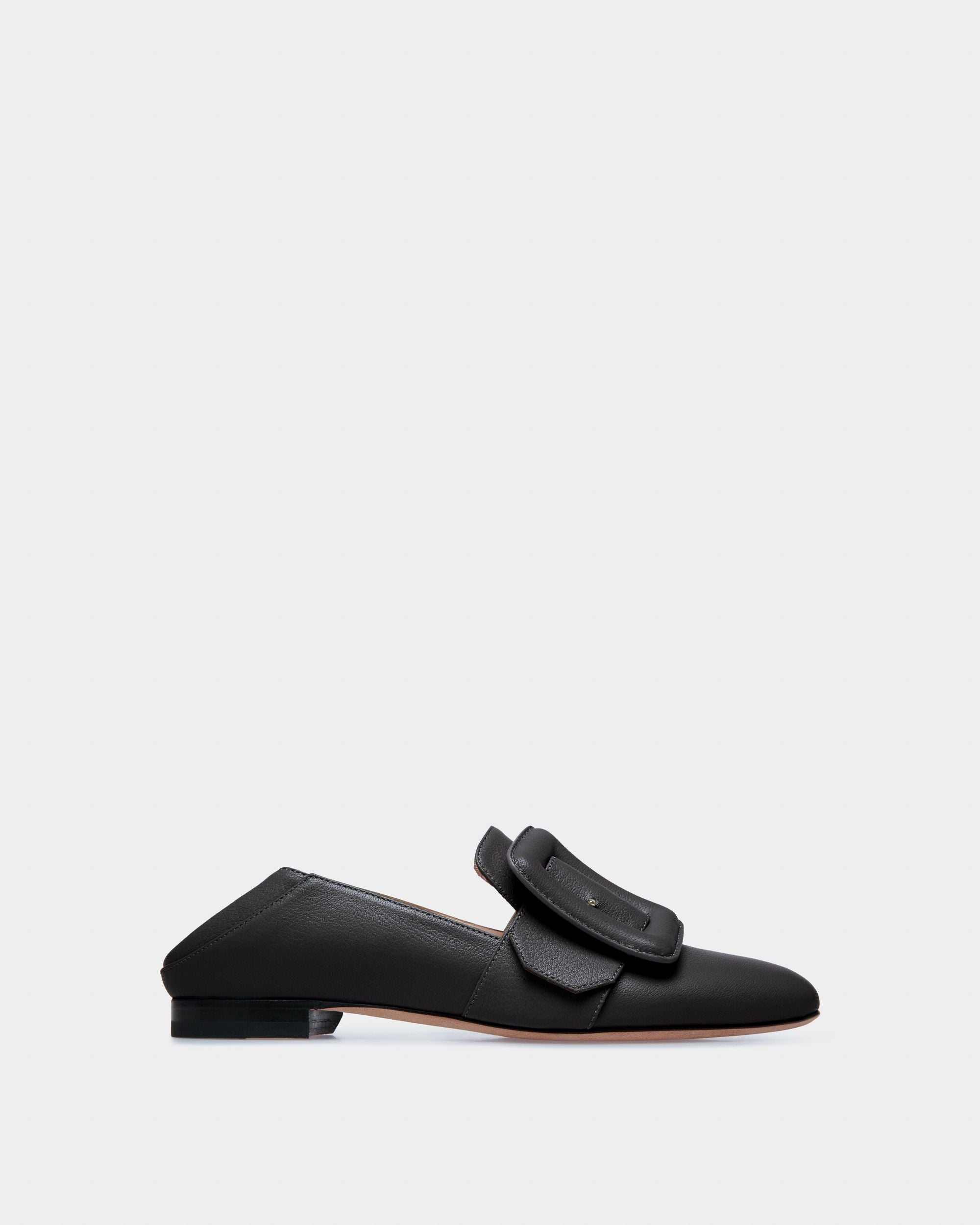 Chaussure À Talon Plat Bell Du Jour En Cuir Grainé Noir - Femme - Bally - 05