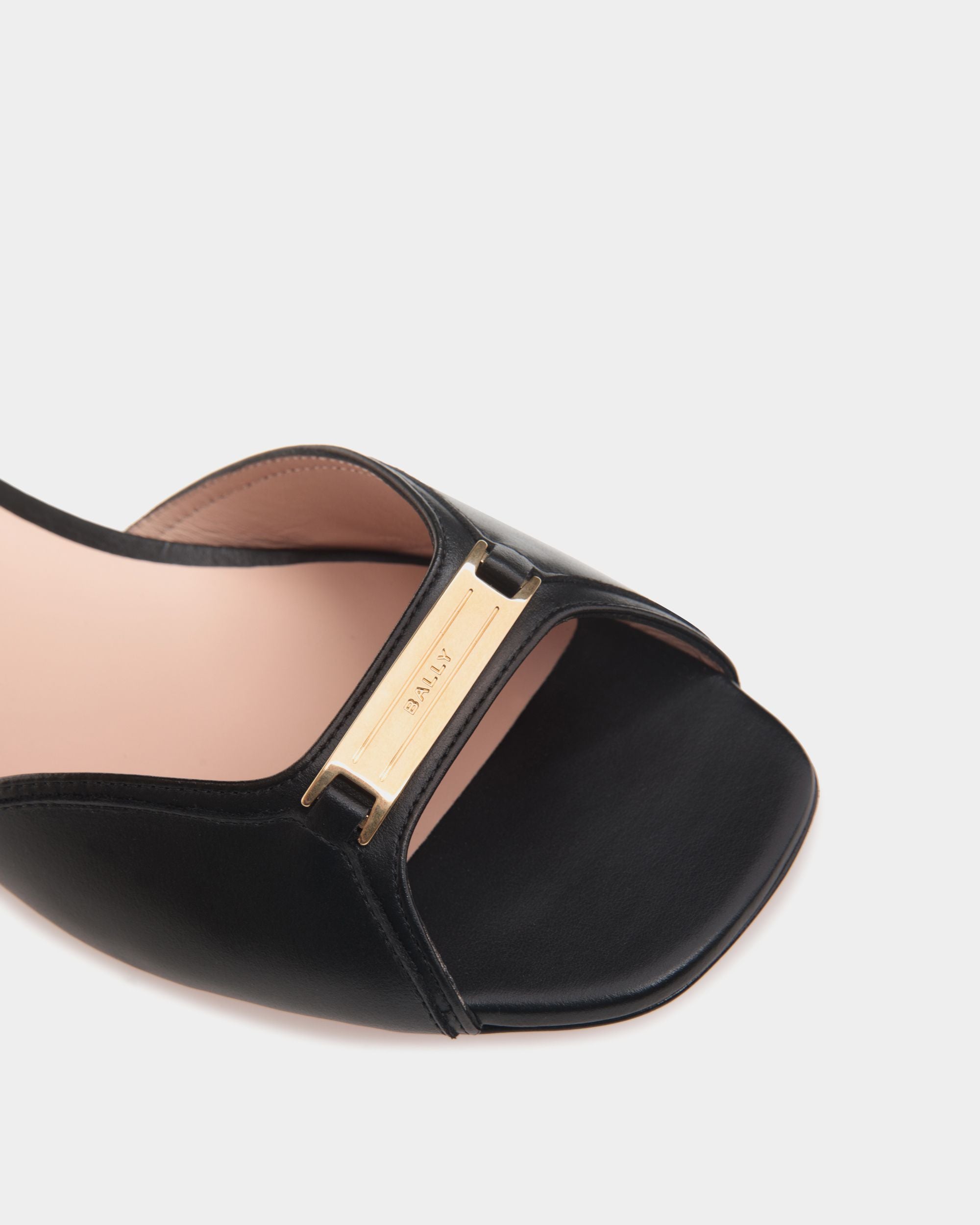Sandale À Talon Plat Deco En Cuir Noir - Femme - Bally - 06