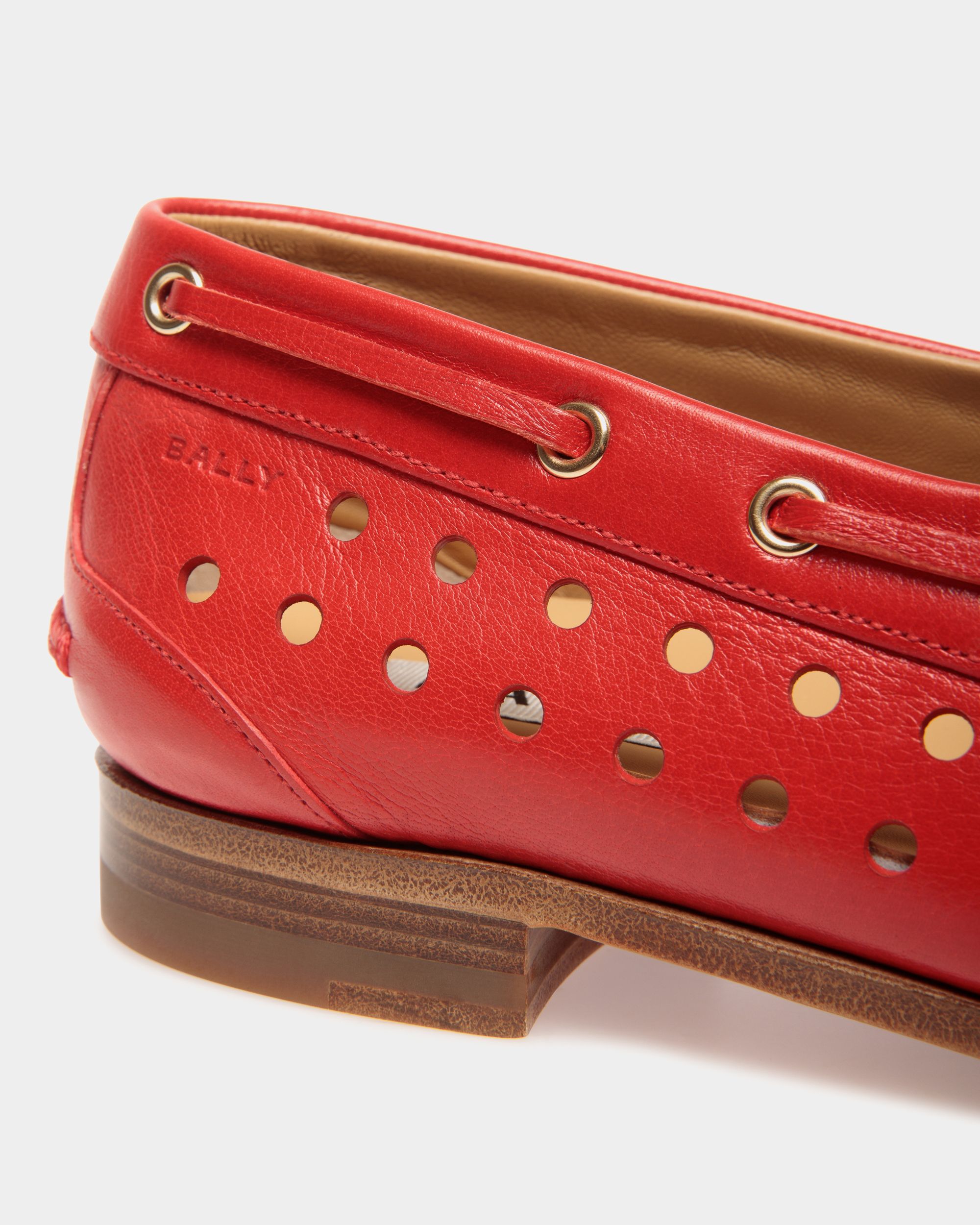 Mocassin Plume En Cuir Rouge - Femme - Bally - 06