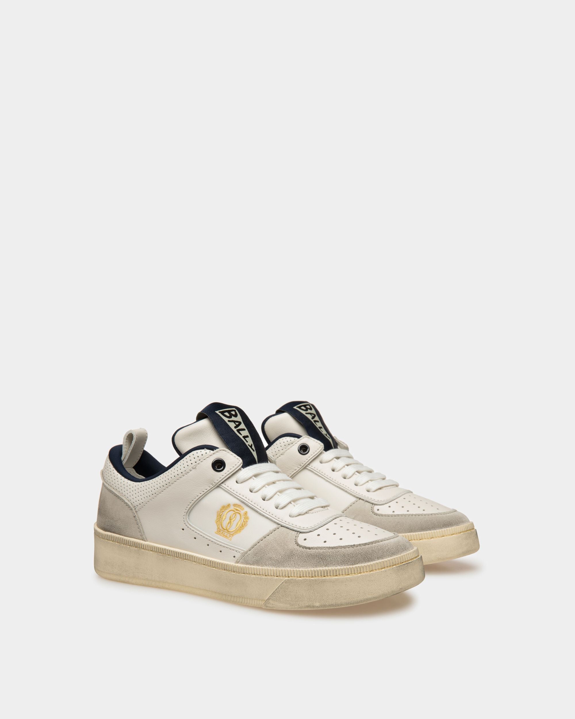 Sneakers Raise En cuir blanc poussière et bleu nuit - Femme - Bally - 02