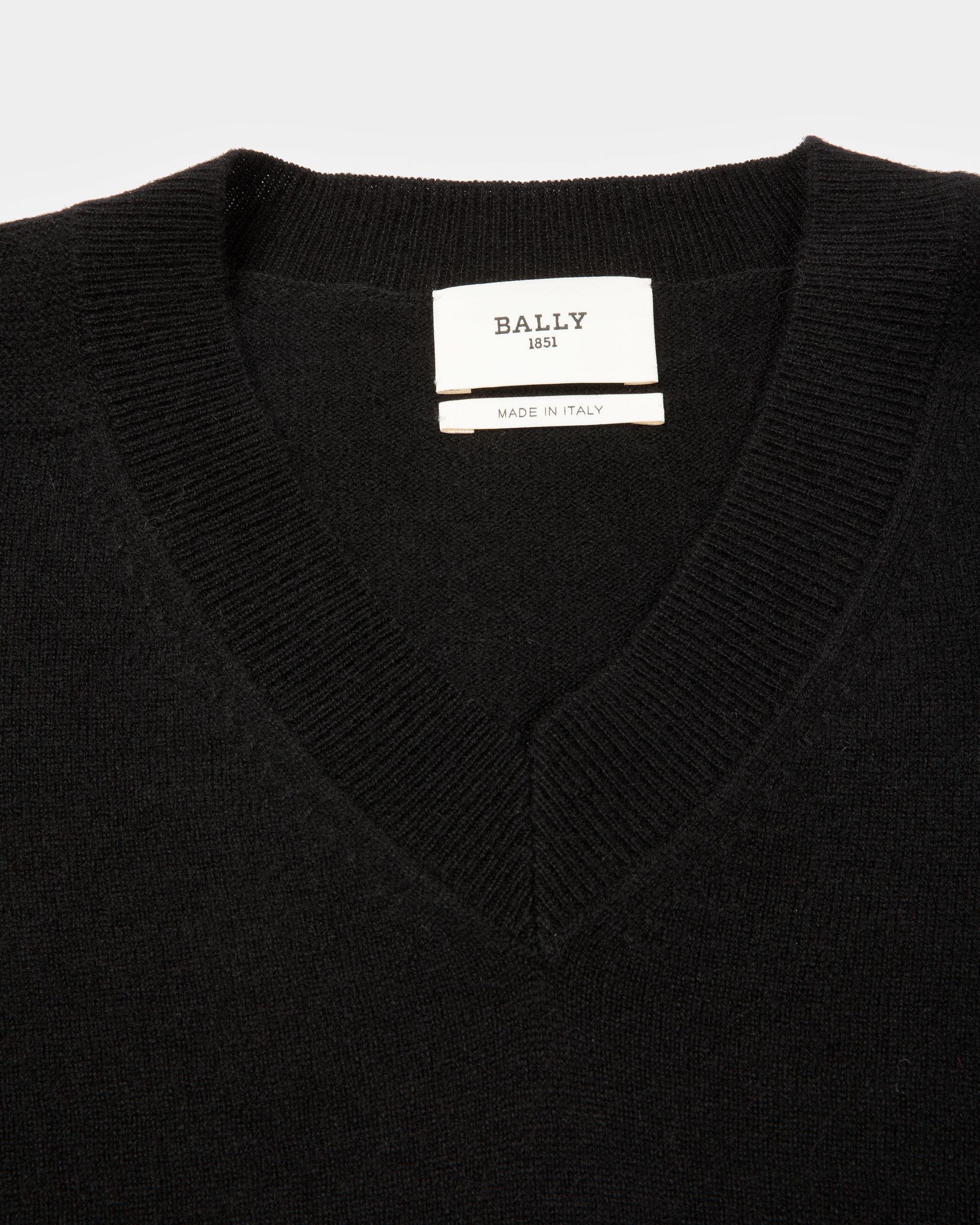 Pull À Encolure En V - Femme - Bally - 02