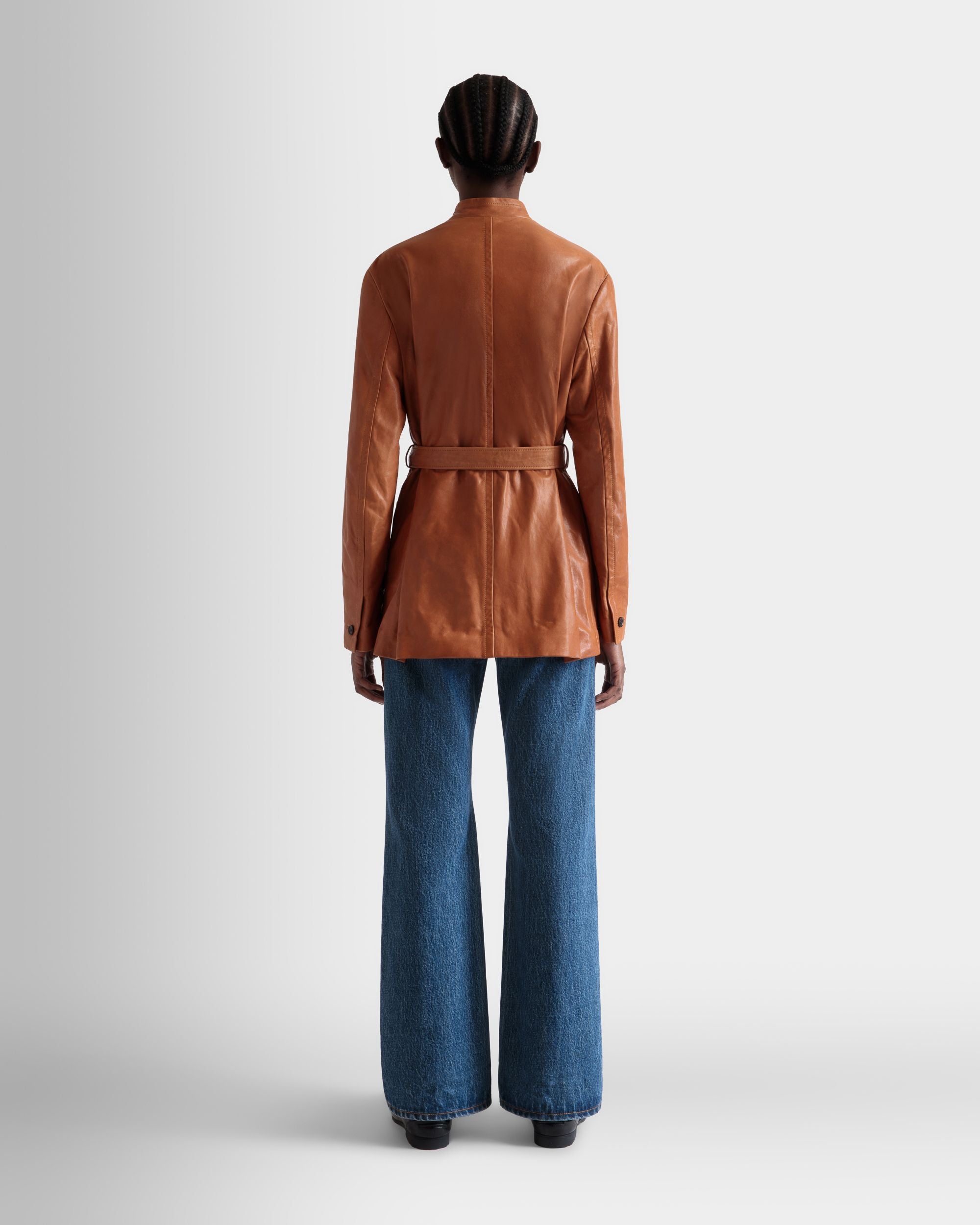 Veste Ceinturée En Cuir Marron - Femme - Bally - 05
