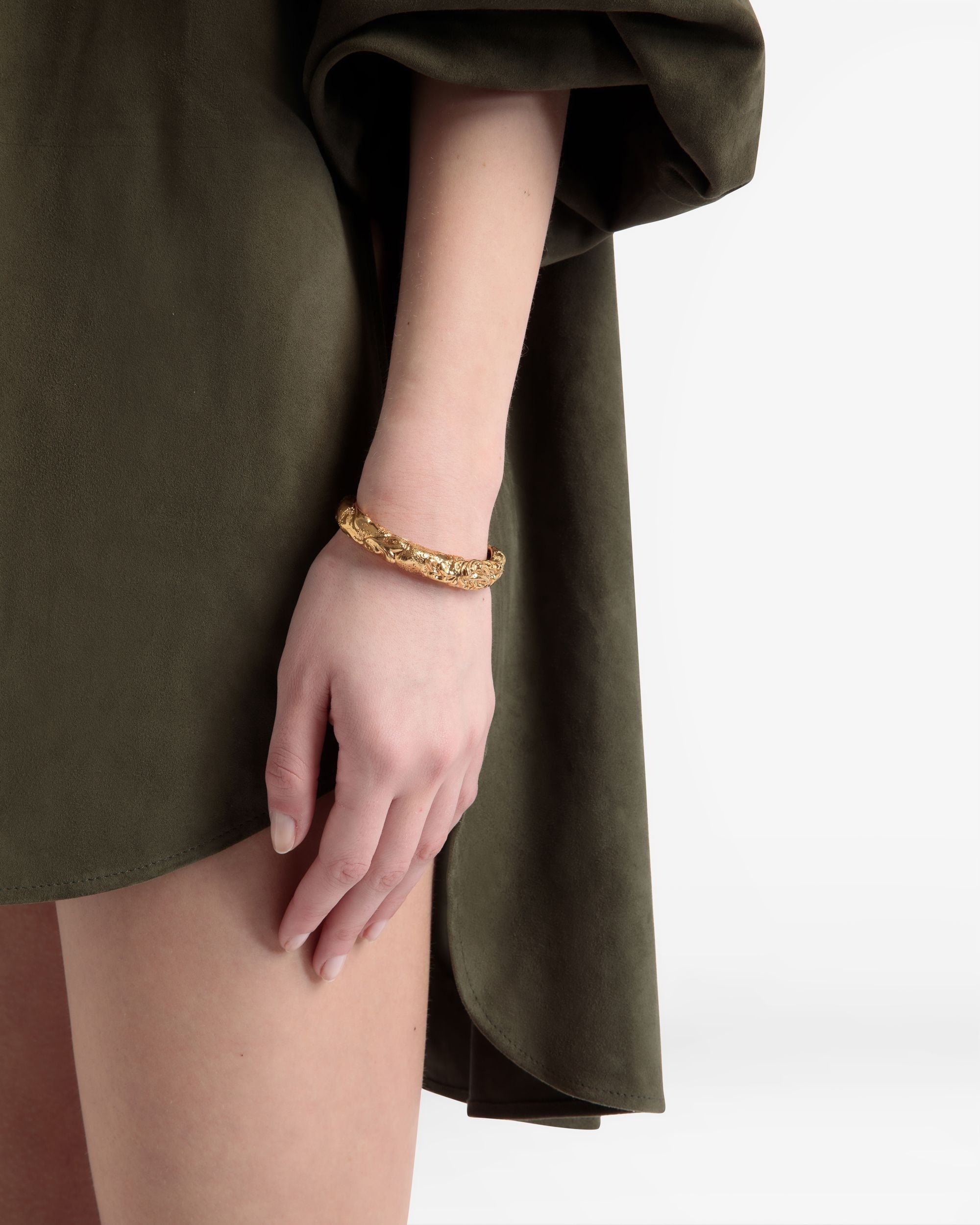 Bracelet Manchette Effet Sculptural Couleur Or Jaune - Femme - Bally - 02