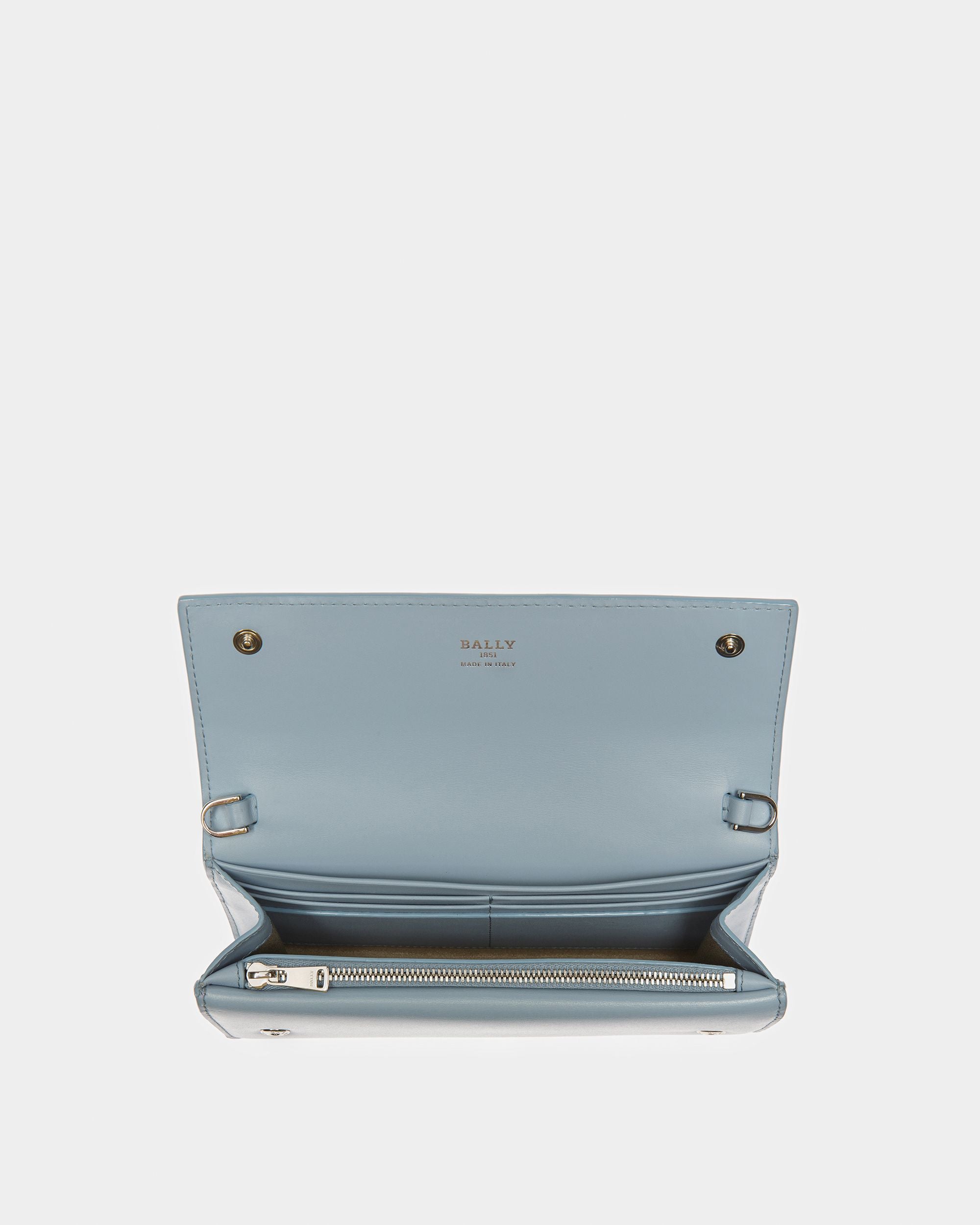 Byanca Portefeuille De Voyage En Cuir Bleu Clair - Femme - Bally - 03