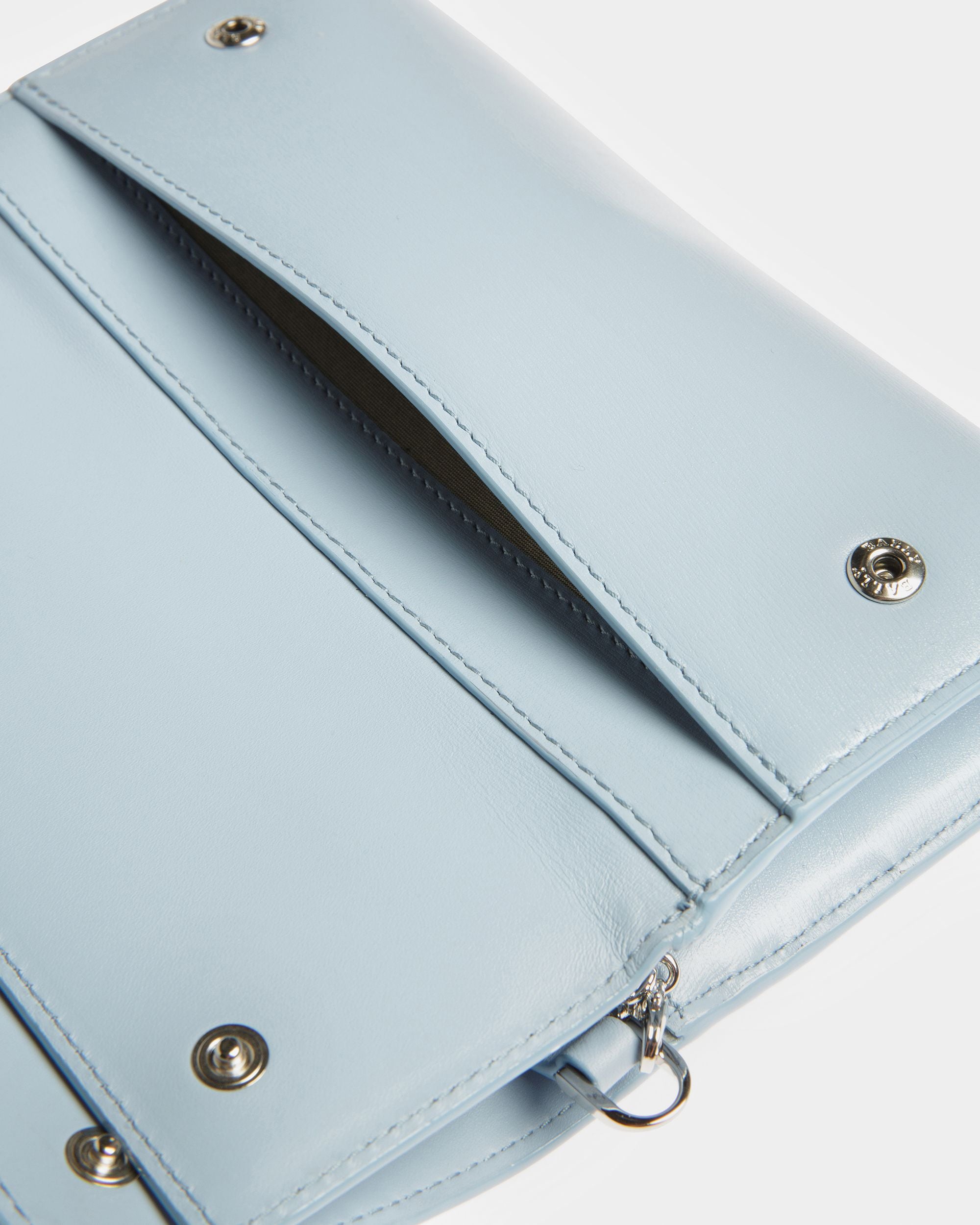 Byanca Portefeuille De Voyage En Cuir Bleu Clair - Femme - Bally - 04
