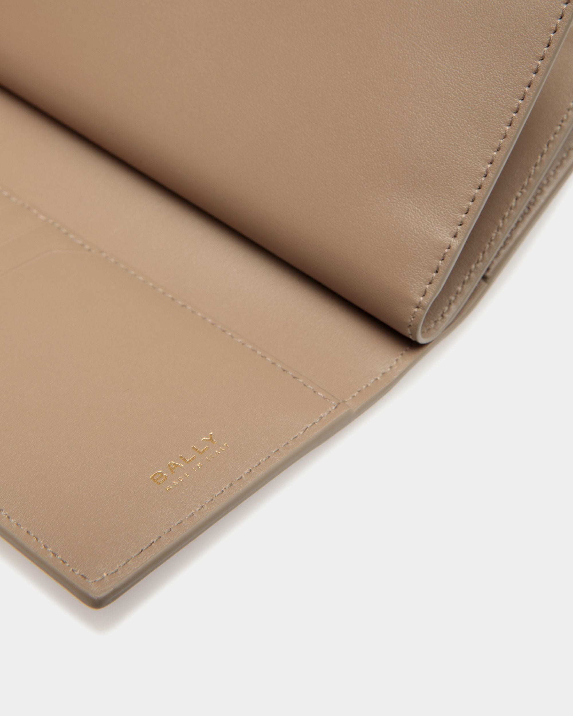 Portefeuille Lock Me Long En Cuir Grainé Taupe - Femme - Bally - 04