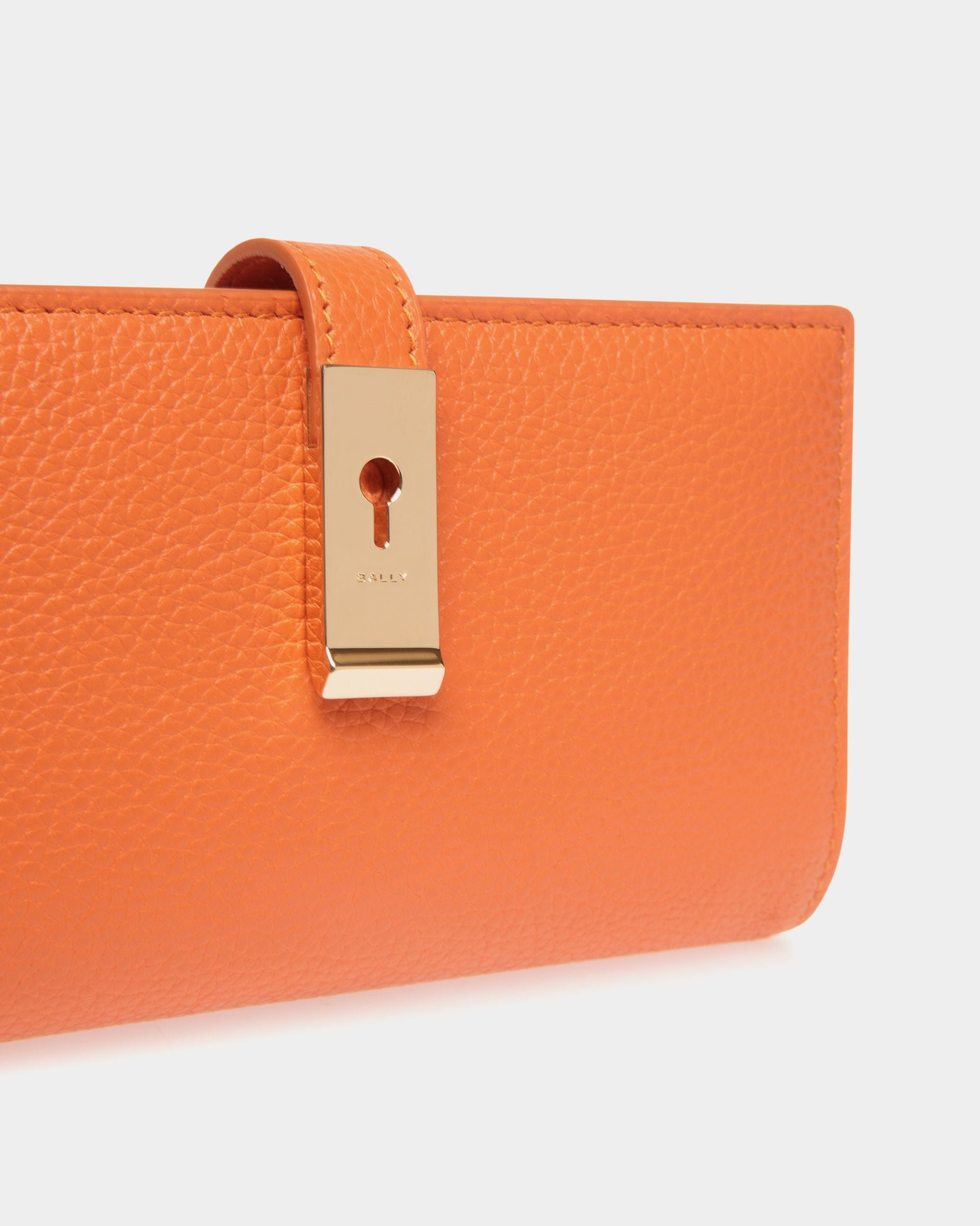 Portefeuille Long Lock Me En Cuir Grainé Koi Orange - Femme - Bally - 04