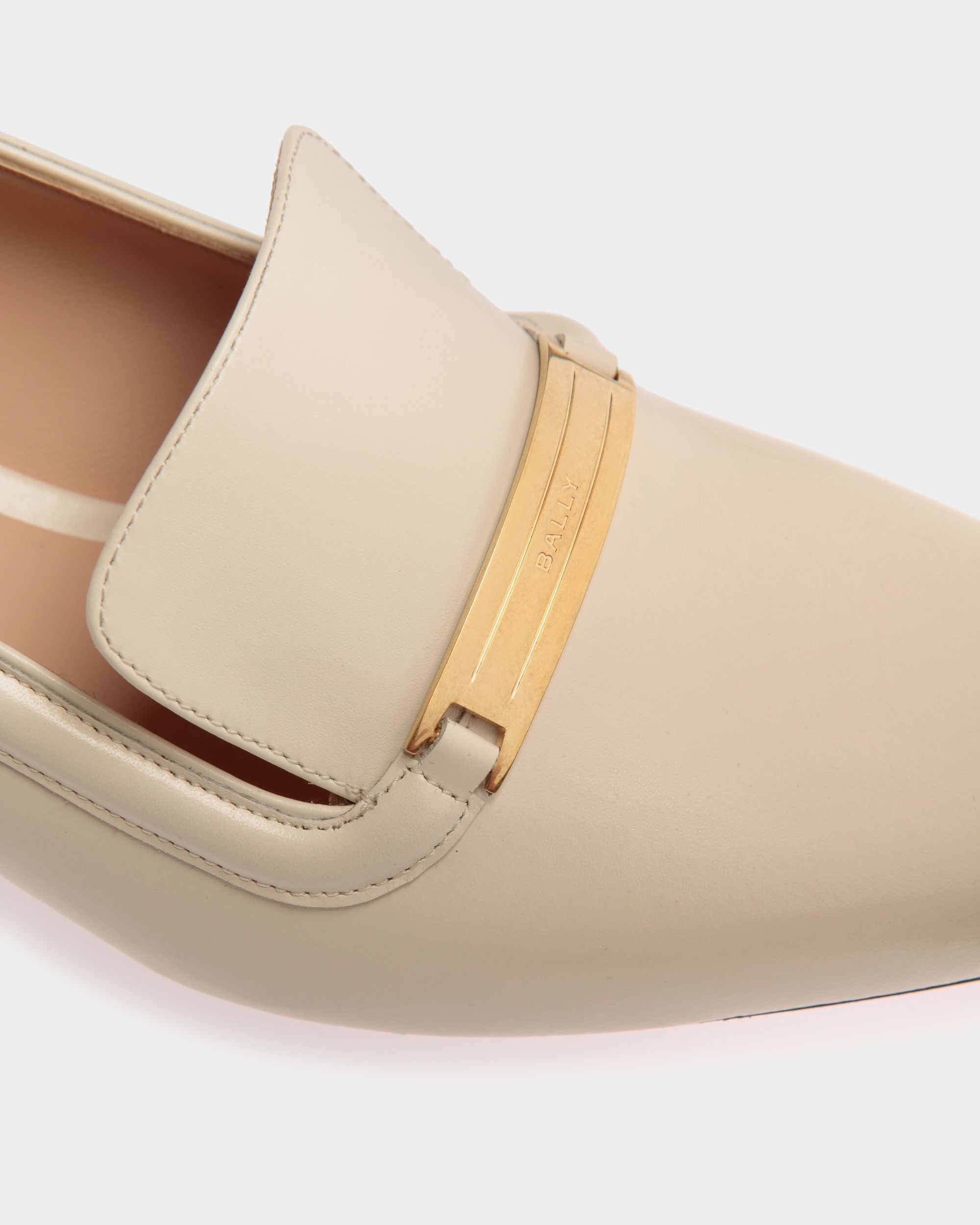 Escarpin Deco En Cuir Blanc - Femme - Bally - 06