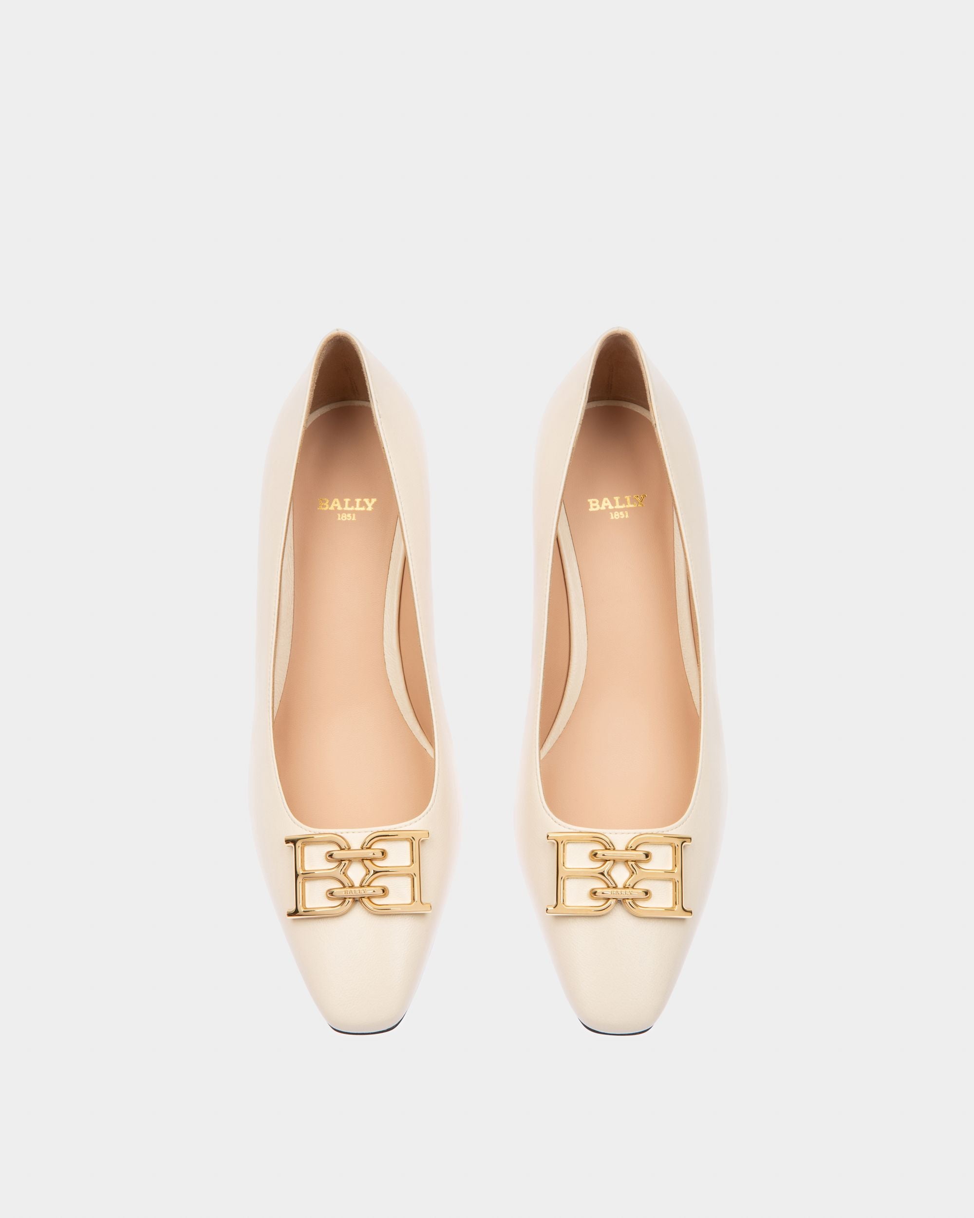 Evanca Escarpins En Cuir Ivoire - Femme - Bally - 02