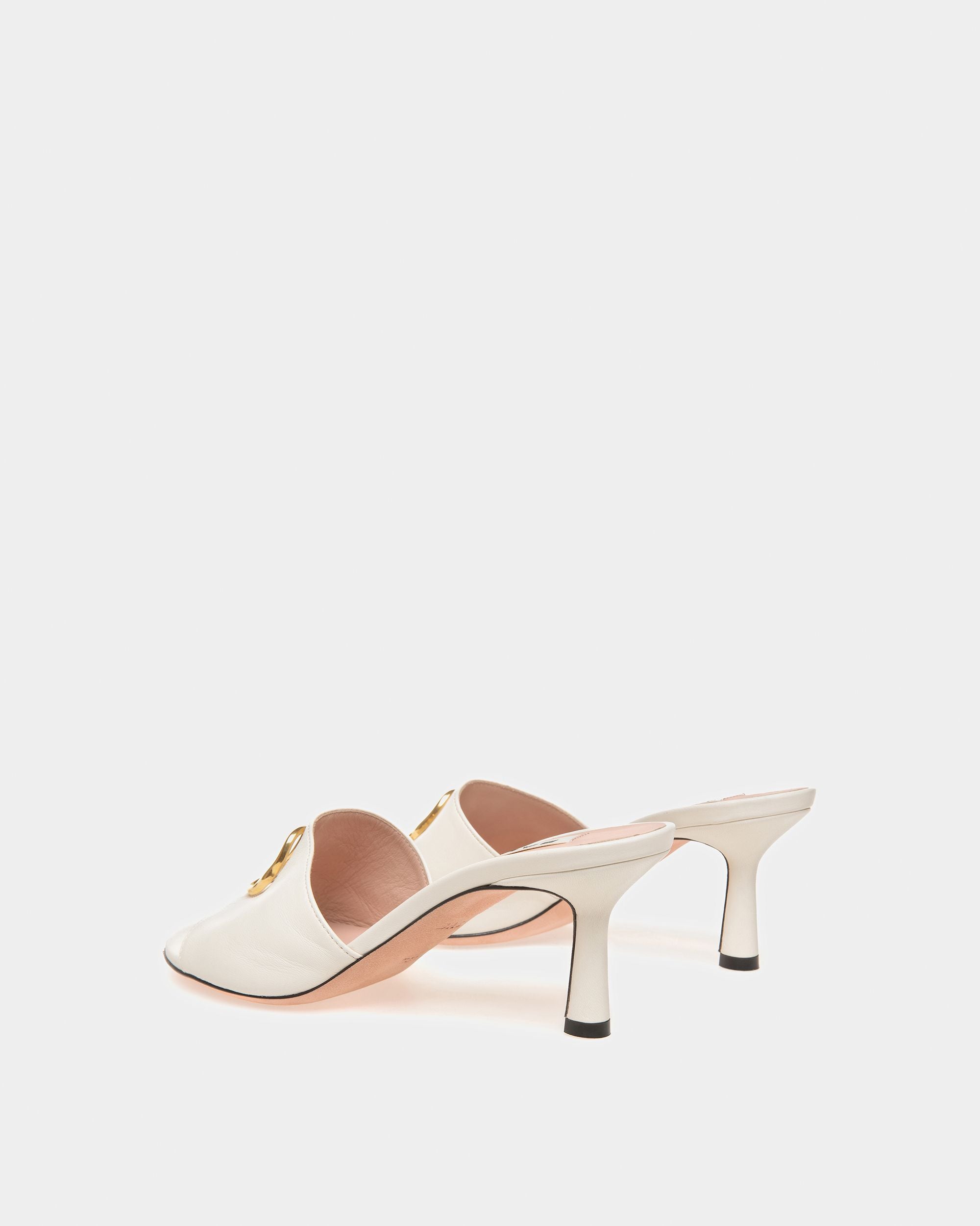 Sandale Emblem En Cuir Ivoire - Femme - Bally - 03