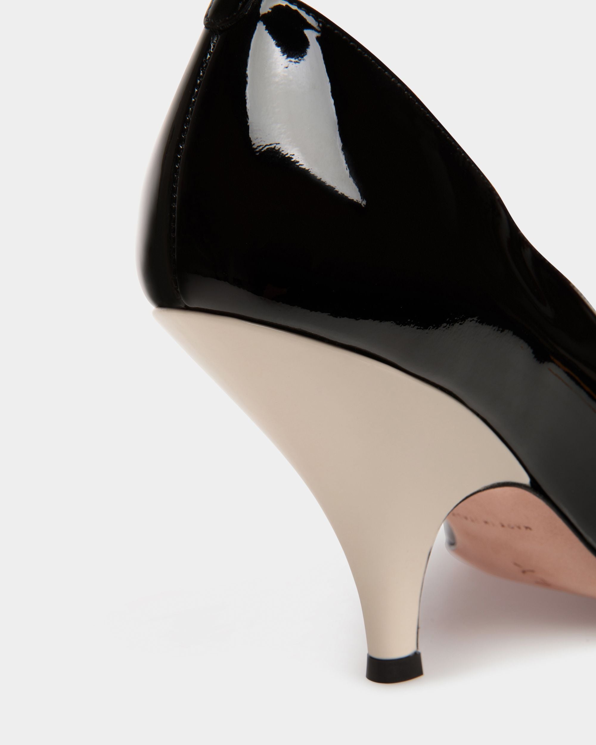 Escarpin Katy En cuir noir et ivoire - Femme - Bally - 05