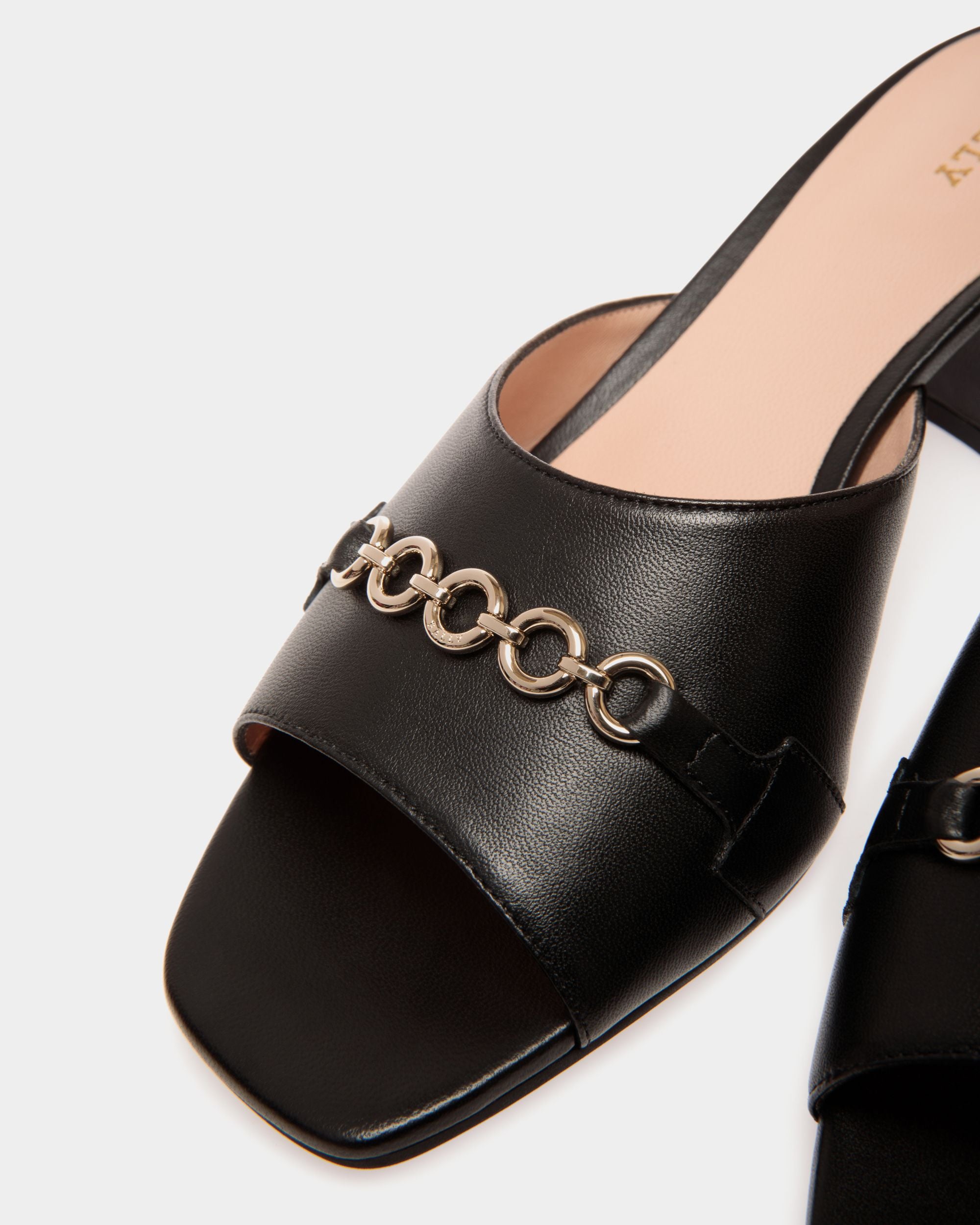 Sandals In Black Leather - Femme - Bally - 05